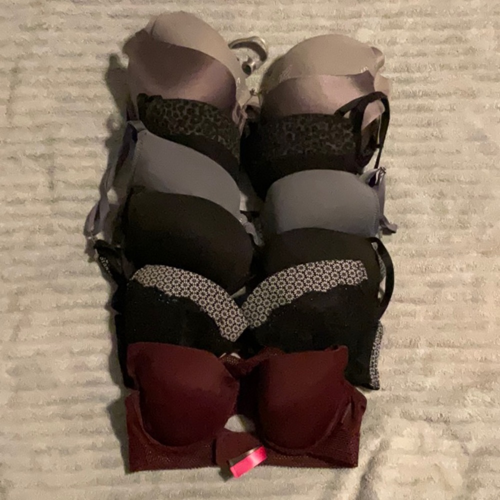 34 and 36C bra bundle